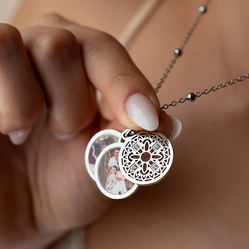 [Copy]Personalized Horseshoe Projection Photo Pendant Custom Photo Projection Necklace Horse Lover Gift Horse Necklace Romantic Keepsake 