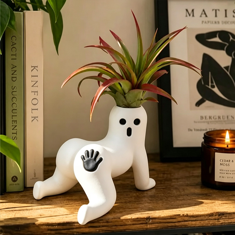Creepy Crawler Ghost Air Plant Holder  Funny 3D Printed Humanoid Planter Unique Tillandsia Display Vase Weird Desk Decor Funny Gift For Wife from Husband