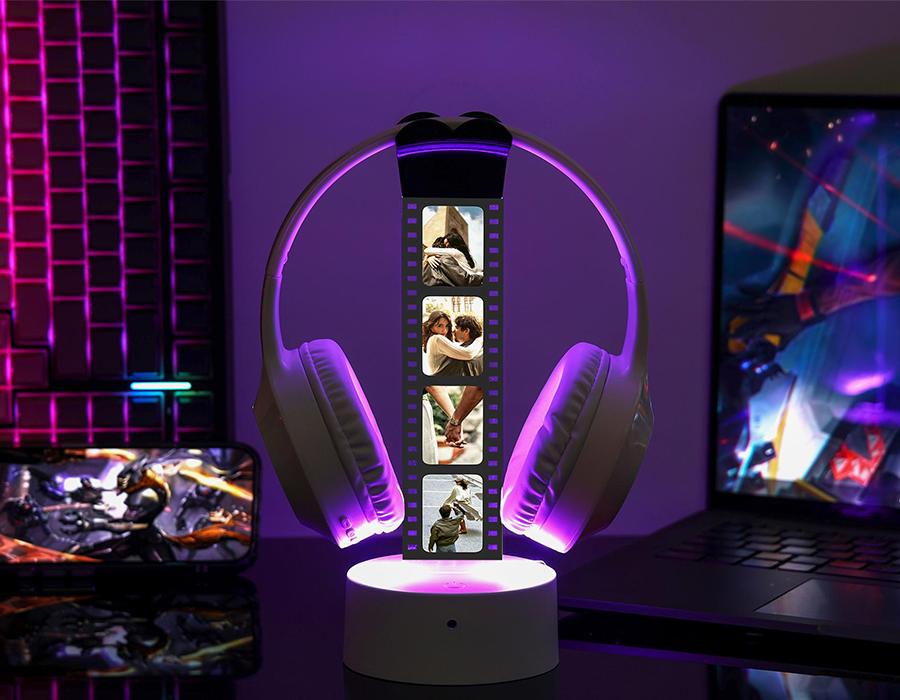 Personalized LED Headphone Stand with Lights,RGB Light Headset Holder,Custom Headphone Display with Photos,Gift for Boyfriend 