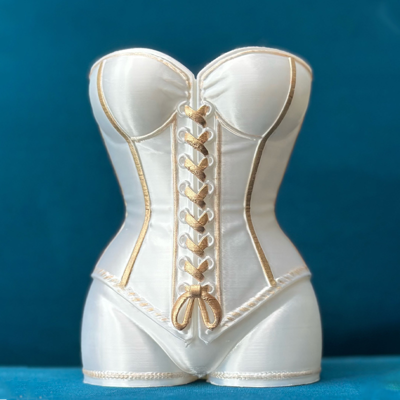3D-Printed Corset-Style Body-Shaping Vase