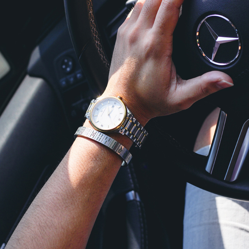 Titanium Steel Mahjong Bracelet Open-Style Bracelet for Mahjong Enthusiasts