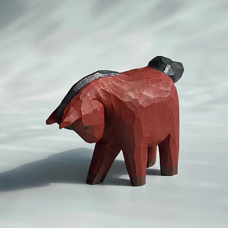 Hand-carved wooden horse, desk decoration, cute wooden farm animal figurine, handcrafted gift, minimalist decoration for office bookshelves