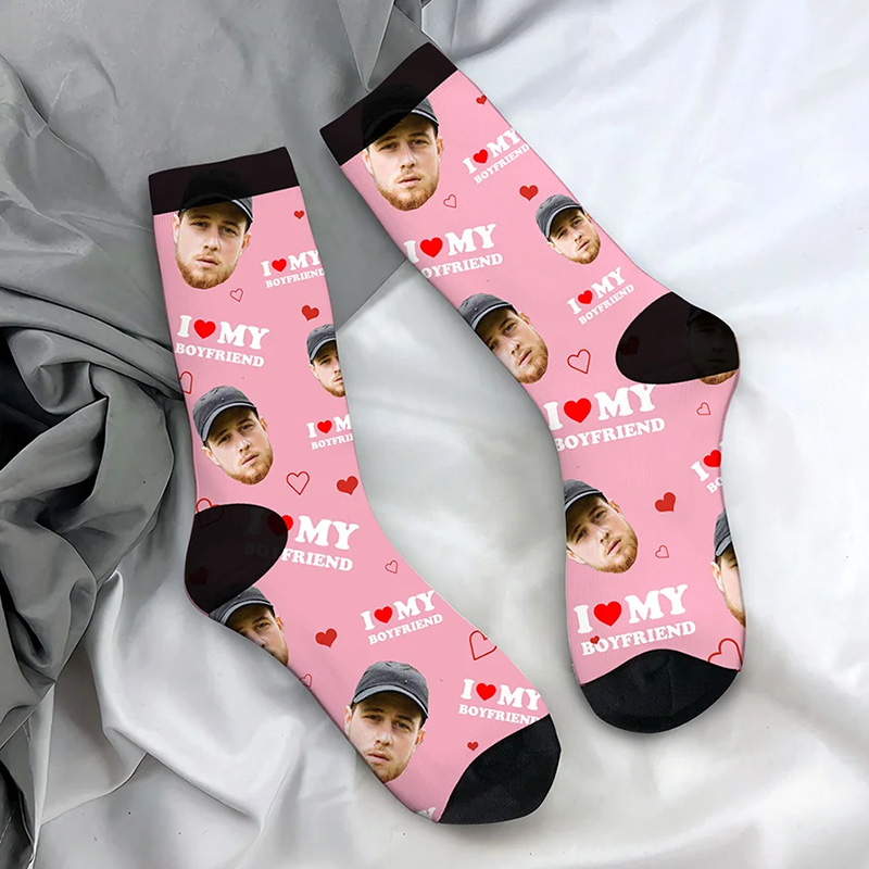 Personalized Couple Multicolor Face Photo Socks Custom I Love My Girlfriend Boyfriend Portrait Socks Valentines Day Gift for Him Her Anniversary Gift