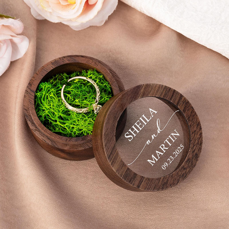 Personalized Couple Wedding Wooden Ring Box Custom Newlywed Name Round Ring Box with Acrylic Cover Engagement Proposal Ring Box Husband Wife Ring Box