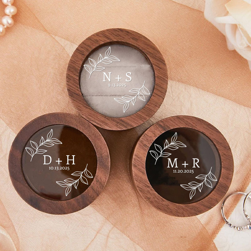 Personalized Couple Wedding Stylish Leaf Wreath Wooden Ring Box Newlyweds Initials Ring Box with Acrylic Cover Engagement Ring Box Husband Wife Gift