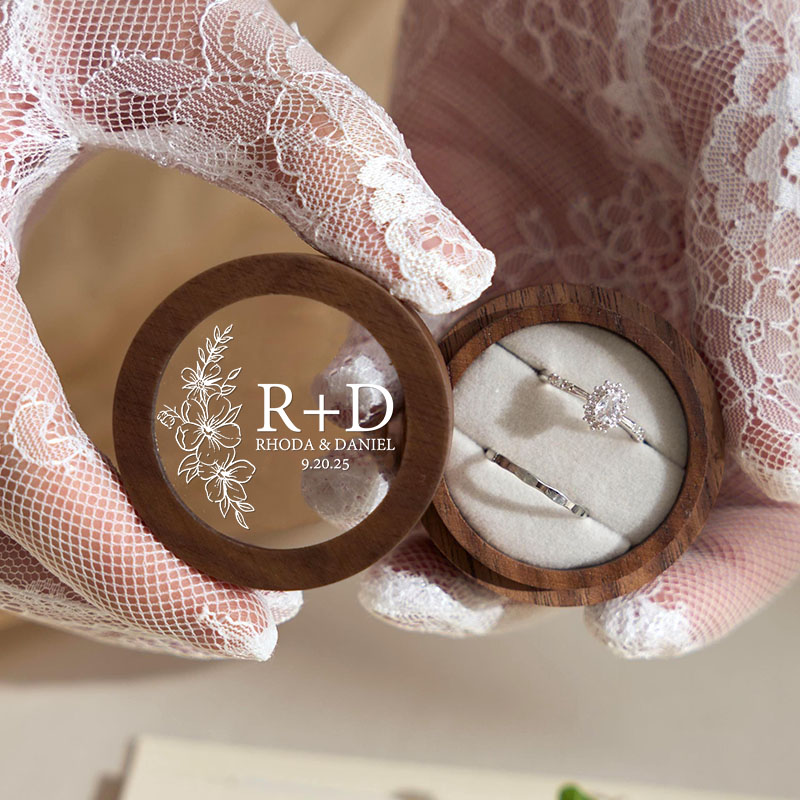 Personalized Couple Wedding Romantic Floral Wooden Ring Box Newlyweds Initials Name Round Ring Box with Acrylic Cover Husband Wife Engagement Ring Box