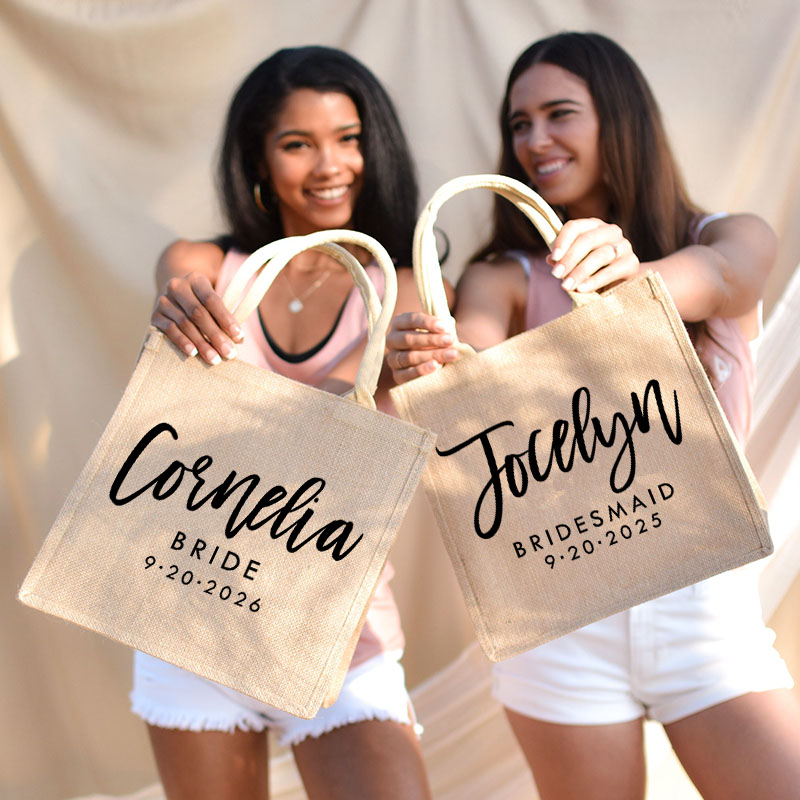 Personalized Bridesmaid Boho Burlap Tote Bag Custom Bride Name Jute Tote Bag Wedding Date Beach Bag Bachelorette Party Favors Bridal Shower Gift