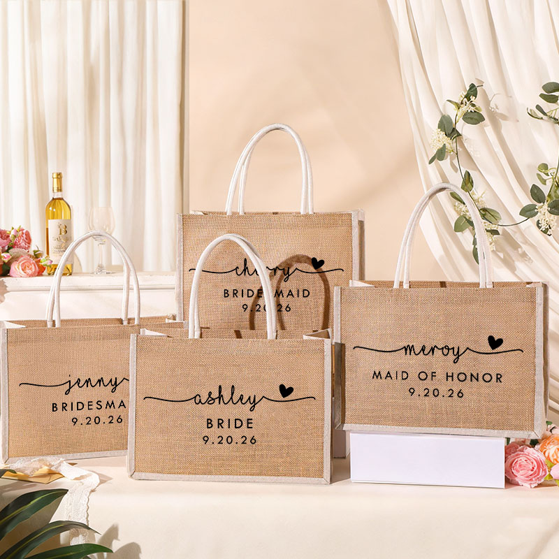 Personalized Bridesmaid Burlap Tote Bag Custom Bride Name with Heart Tote Bag Wedding Date Jute Beach Bag Bridal Shower Gift Bachelorette Party Gift