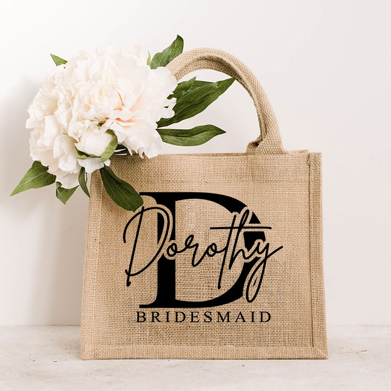 Personalized Minimalist Bridesmaid Burlap Tote Bag Custom Bride Initials Jute Tote Bag Wedding Beach Bag Bachelorette Party Favors Bridal Shower Gift