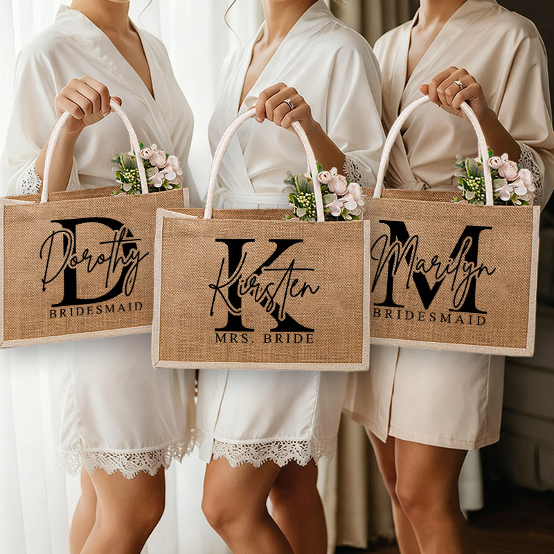 Personalized Bridesmaid Burlap Tote Bag Custom Bride Initials Tote Bag with White Side Wedding Jute Beach Bag Bridal Shower Bachelorette Party Gift