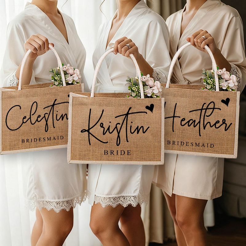 Personalized Bridesmaid Burlap Tote Bag Custom Bride Name with Heart Tote Bag Wedding Jute Beach Bag Bridal Shower Gift Bachelorette Party Favors