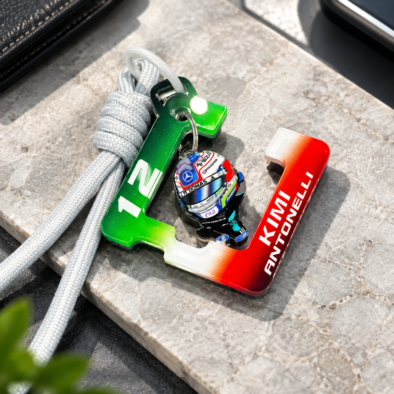 F1 Driver Acrylic Keychain, Racing Helmet Charm Key Ring, F1 Fan Collectible Key Accessory for Backpack & Keys