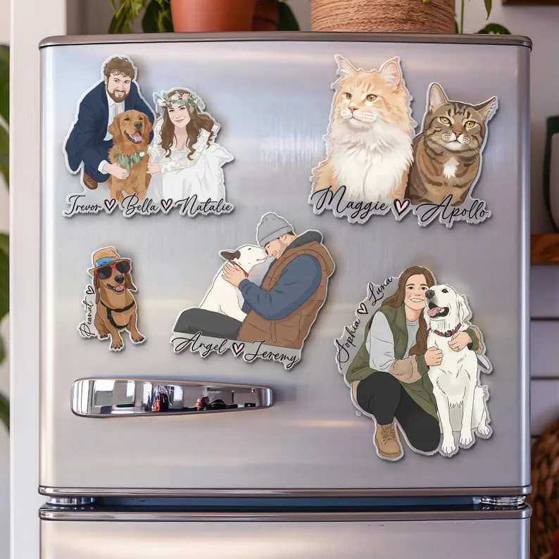 Personalized Photo Fridge Magnet Custom Cartoon Portrait Pet and Family Magnet with Names for Refrigerator Decor and Sentimental Gifts