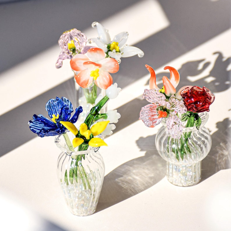 Personalized Glass Birth Month Flower Birth Flower Gift Hand Blown Spring Flower Glass Flower Bouquet Valentine's Day Gift For Her Home Decor