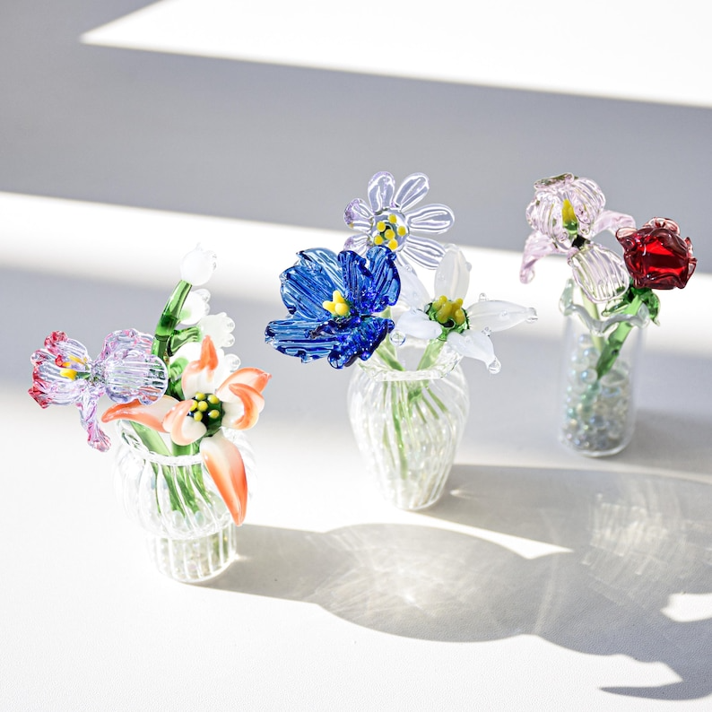 Personalized Glass Birth Month Flower Birth Flower Gift Hand Blown Spring Flower Glass Flower Bouquet Valentine's Day Gift For Her Home Decor