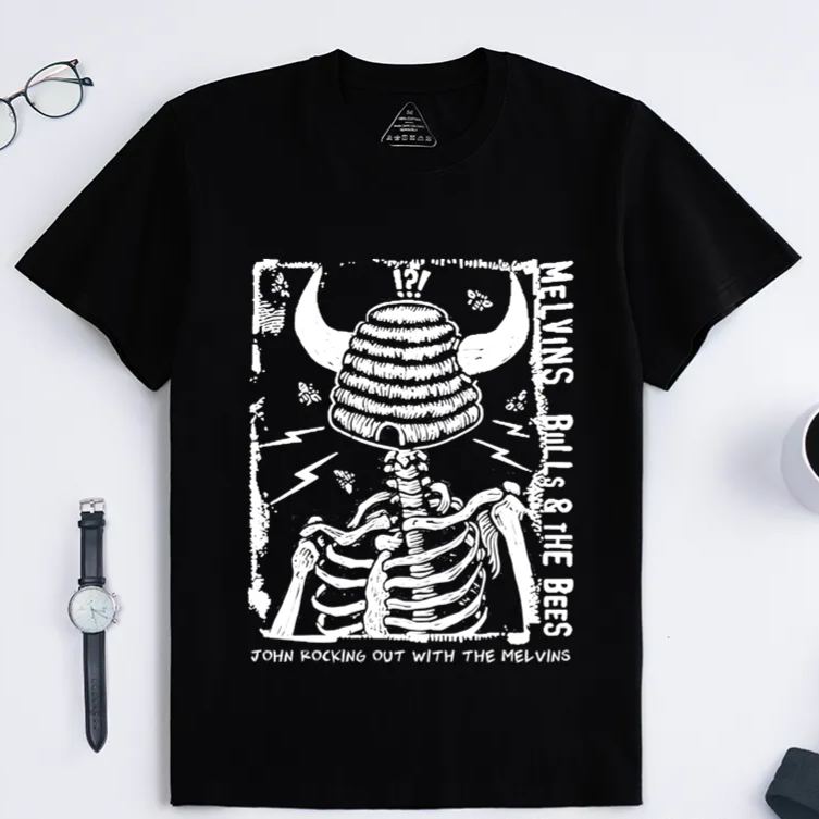 Personalized Classic T-Shirts Edgy Skeleton and Lightning Design Tee for Grunge Rock and Classic Rock and Vintage Style T-Shirt