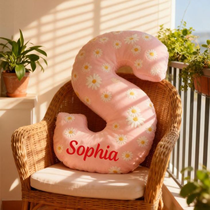 Personalized Flower Girl Daisy Flower Letter Pillow Custom Girl Name Cushion Wedding Gift for Flower Girl Christmas Gift for Girlfriend Wife