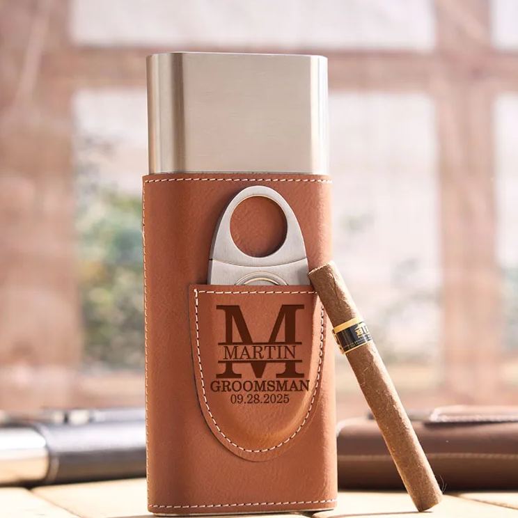 Personalized Leather Cigar Case with Cutter Groomsman Wedding Party Cigar Holder Men’s Bachelor Favors Cigar Case Leather Cigar Accessories