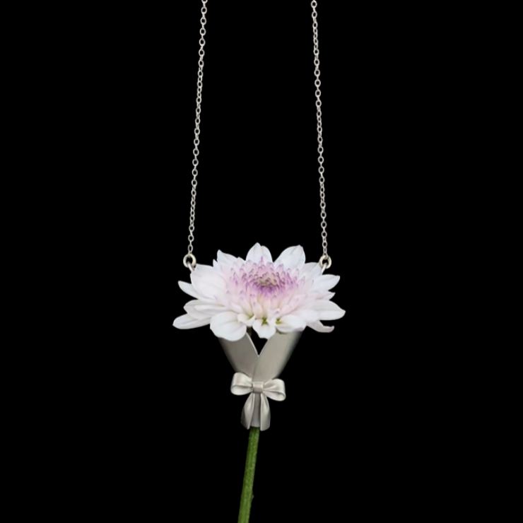 Personalized Customizable Floral Necklace Refreshing Vibe Unique Gift Choice DIY Flower Bouquet Pendant for Her