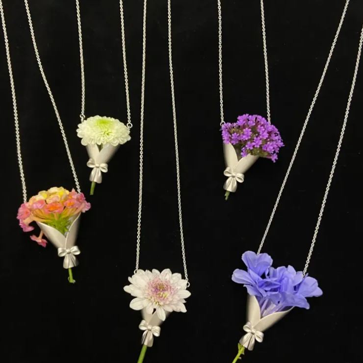 Personalized Customizable Floral Necklace Refreshing Vibe Unique Gift Choice DIY Flower Bouquet Pendant for Her