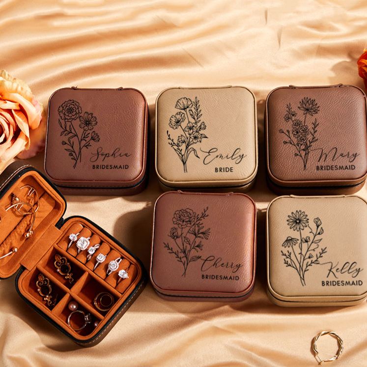 Personalized Bridesmaid Birth Flower Jewelry Box Bride Moth Flower Jewelry Box Maid of Honor Name Ring Box Bachelorette Party Favor Bridal Shower Gift