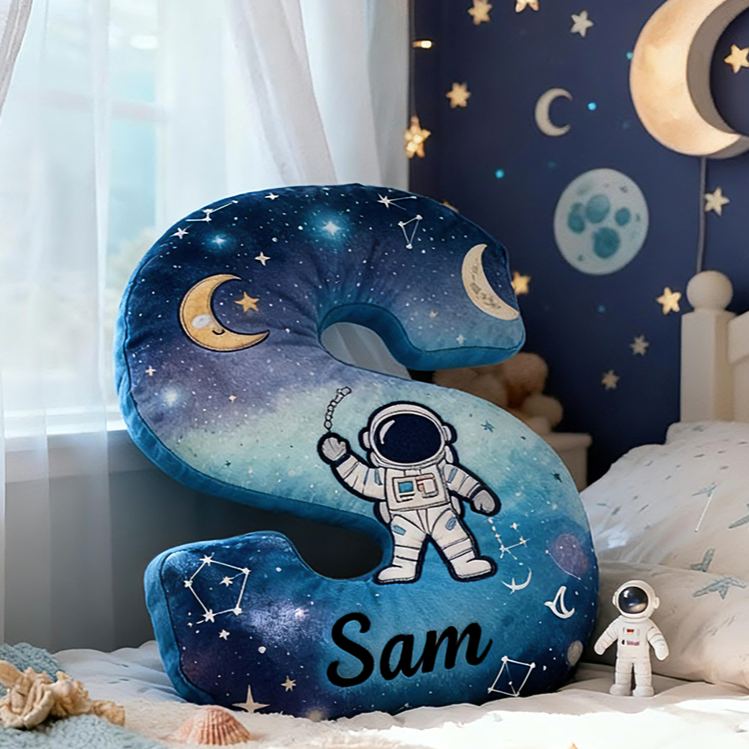 Personalized Astronaut Space Custom Name Soft Decorative Gift Galaxy Adventure Style Cozy Bedroom Star Moon Dream Cosmic Exploration Cute Graphic 3D Print Pillow