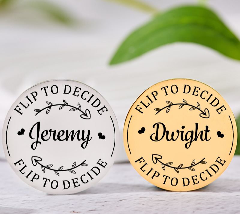 Personalized Couple Name with Heart Wreath Decision Coin Newlyweds Flip to Decide Coin Valentine's Day Gift for Boyfriend Girlfriend Husband Wife