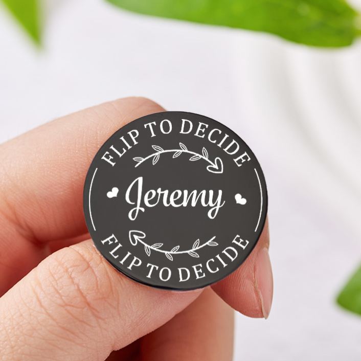 Personalized Couple Name with Heart Wreath Decision Coin Newlyweds Flip to Decide Coin Valentine's Day Gift for Boyfriend Girlfriend Husband Wife