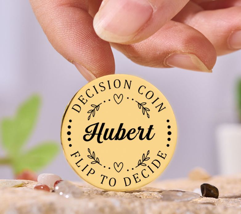 Personalized Couple Name with Heart Decision Coin Newlyweds Wreath Flip to Decide Coin Valentine's Day Gift for Boyfriend Girlfriend Husband Wife
