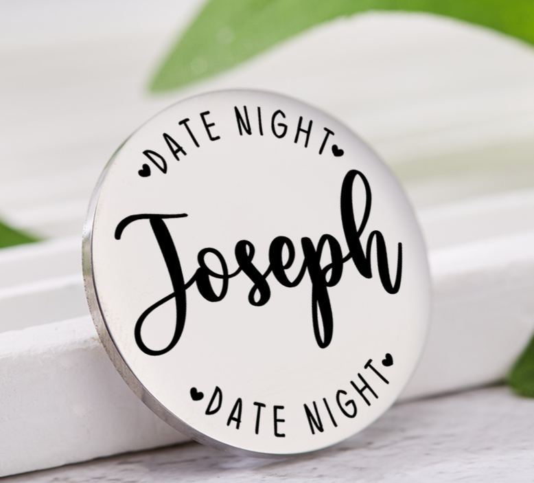 Personalized Couple Name Decision Coin Newlyweds Date Night Flip to Decide Coin with Heart Valentine's Day Gift for Boyfriend Girlfriend Husband Wife