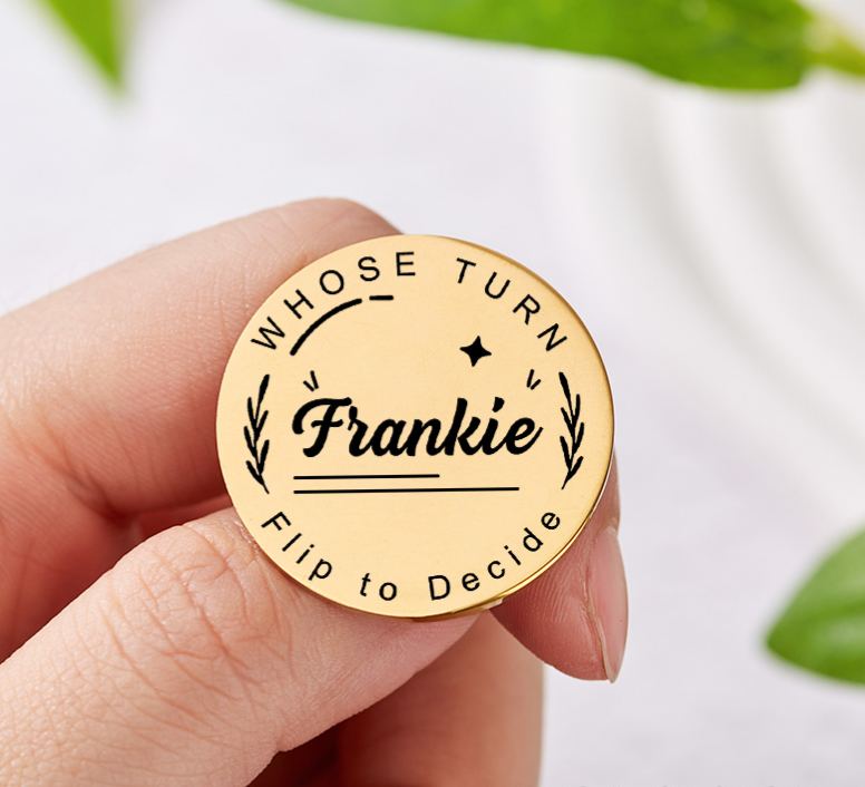 Personalized Couple Name with Wreath Decision Coin Newlyweds Whose Turn Flip to Decide Coin Valentine's Day Gift for Boyfriend Girlfriend Husband Wife