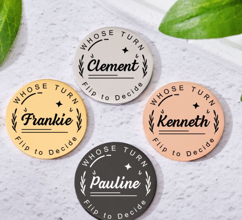 Personalized Couple Name with Wreath Decision Coin Newlyweds Whose Turn Flip to Decide Coin Valentine's Day Gift for Boyfriend Girlfriend Husband Wife