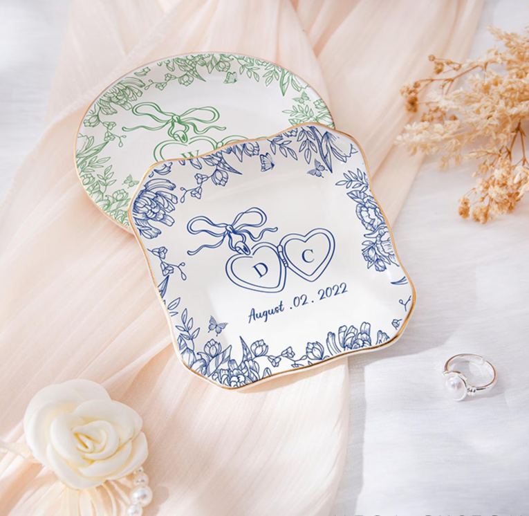 Personalized Heart Flower Ceramic Trinket Jewelry Dish with Initial and Date Toile De Jouy Ring Dish Valentine's Gift for Wife Anniversary Gift for Girlfriend