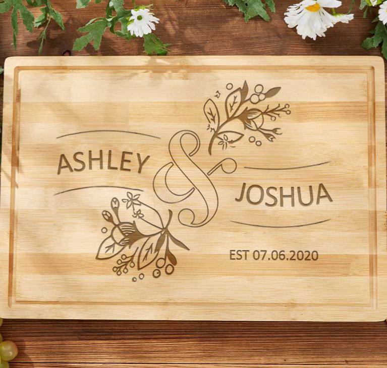 Personalized Husband Wife Anniversary Cutting Board Couple Wooden Anniversary Bamboo Cutting Board Floral Circle Design Cutting Board for Husband Wife