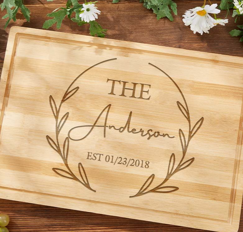 Personalized Bamboo Cutting Board Couple Wedding Anniversary Cutting Board Elegant Wreath Design Cutting Board for Husband Wife