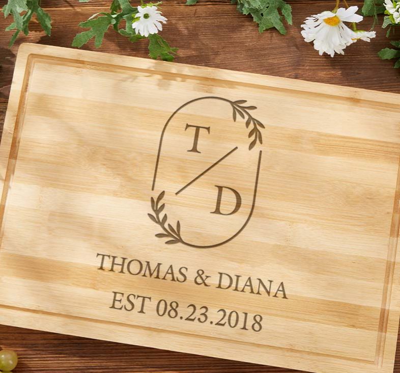 Personalized Wedding Anniversary Cutting Board Modern Monogram Design Bamboo Cutting Board Couple Anniversary Cutting Board for Husband Wife