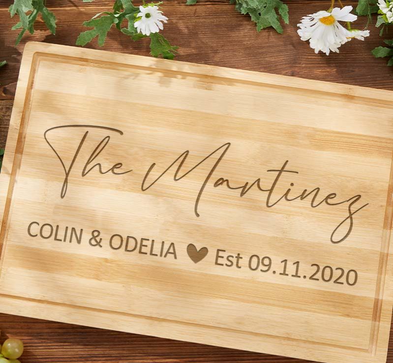 Personalized Couple Anniversary Cutting Board Engraved Husband Wife Bamboo Cutting Board Elegant Couple Name Cutting Board with Heart