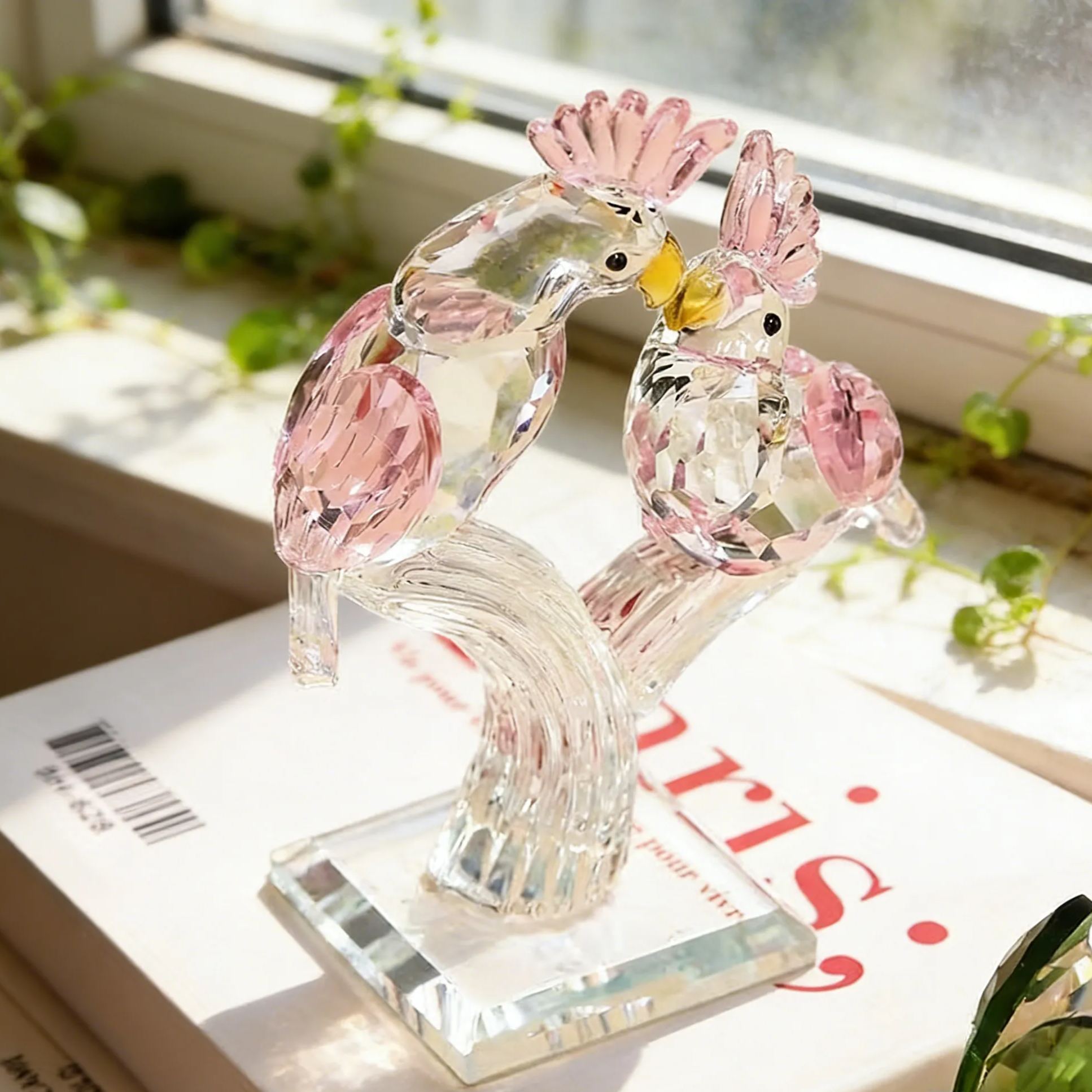 Personalized Glass Parrot Couple Figurine Decorative Bird Sculpture Perfect for Home Decor, Wedding Gifts, and Collectibles