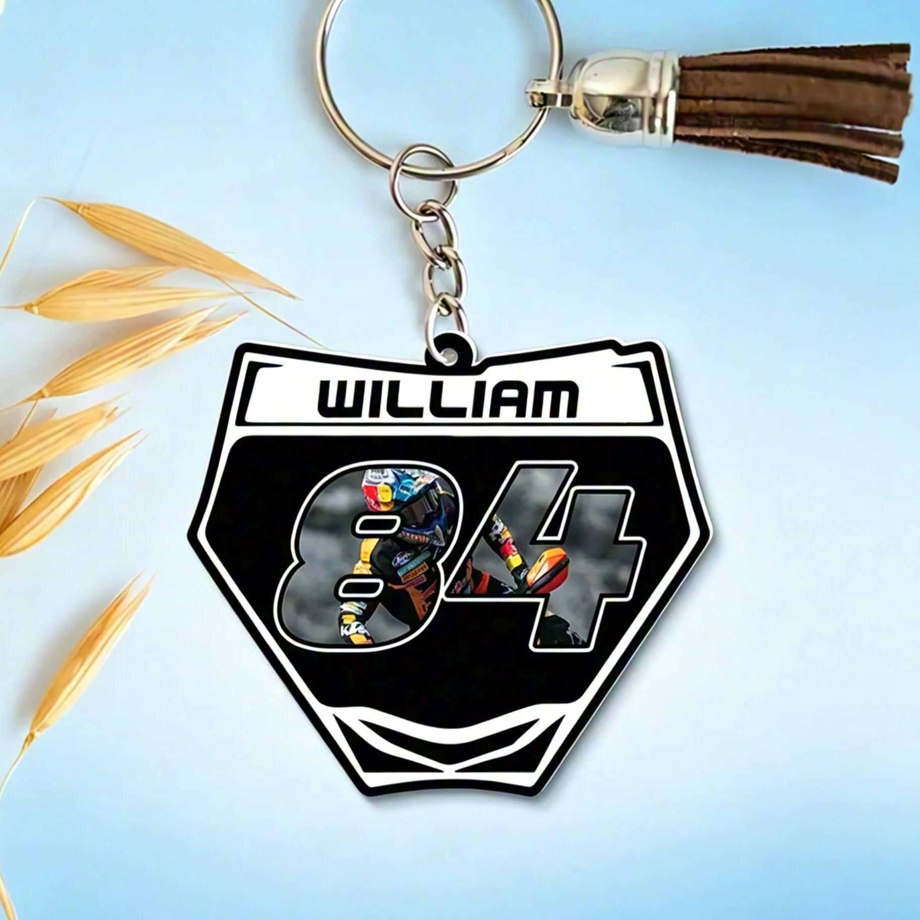 [Copy]Personalized Gothic Cartoon Hearts Background Keychain Custom Photo Playfully Dark Holiday Gift