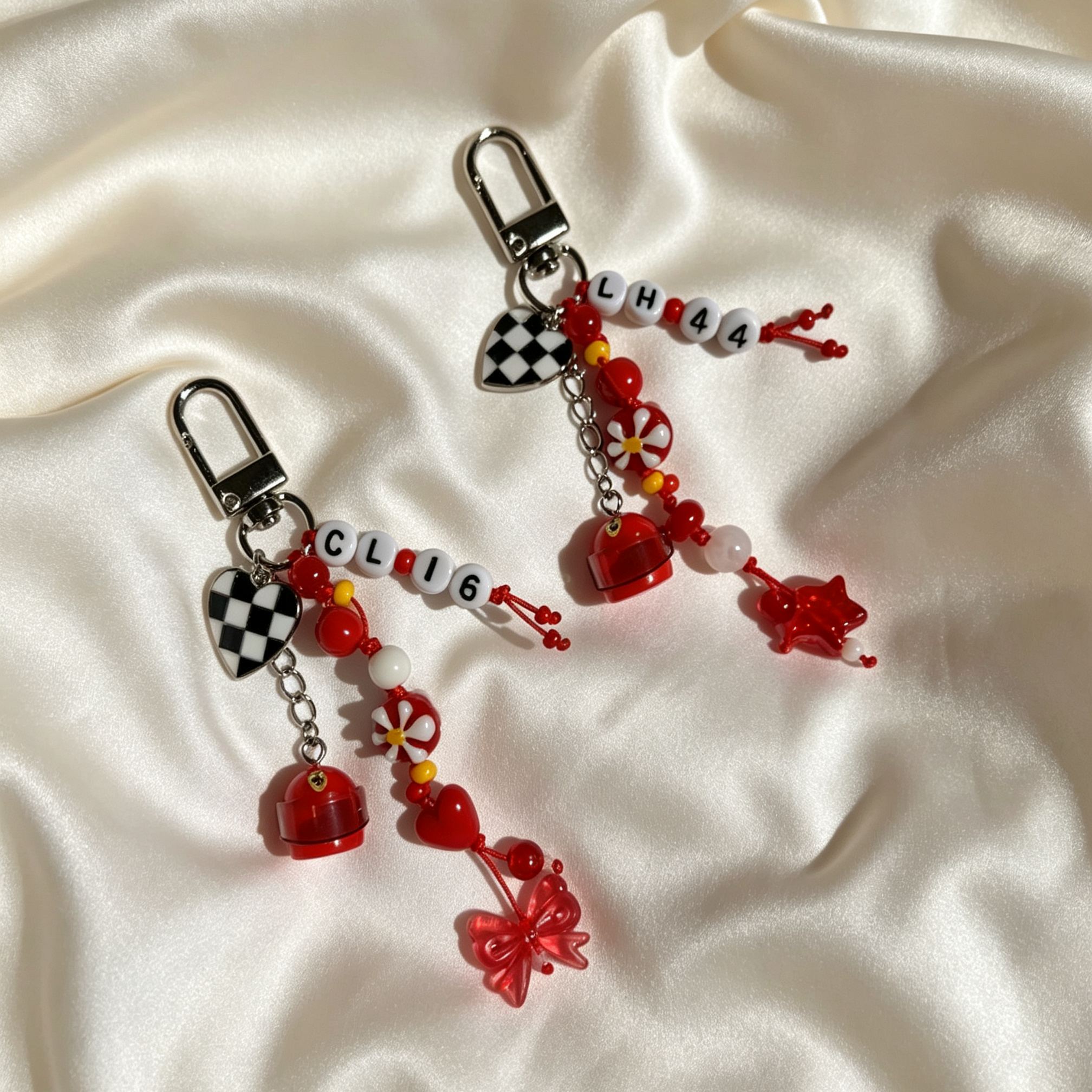 [Copy]Personalized Pink Keychain with Cute Charms Giving a Heart-Shaped Oil Drop Keychain Perfect As a Mini Decorative Accessory Or Gift for Cosmetics