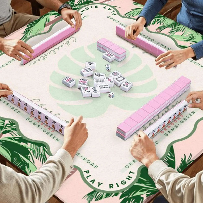 Personalized Palm Beach Learning Mahjong Mat Luxury Mahjong Table Mat with Palm Trees Game Night Decor Gift for Mahjong Lovers