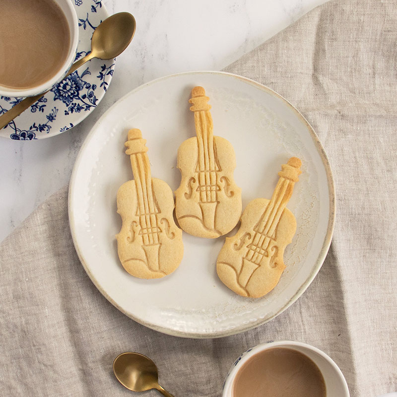 Personalized Violin Piano Harp Saxophone Shaped Cookie Cutters for Musicians Orchestras Classical Music Enthusiasts for Birthday Holiday Party