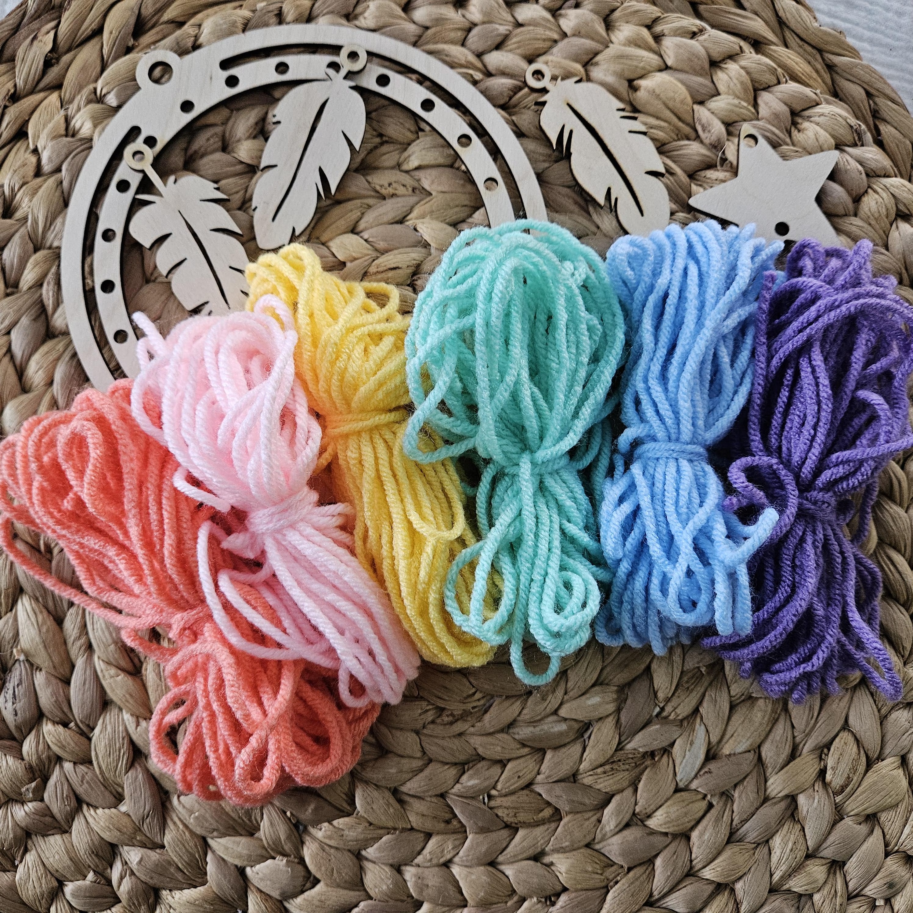 Personalized DIY Dream Catcher Kit for Kids Custom Name Creative Craft with Yarn and Wooden Decorations