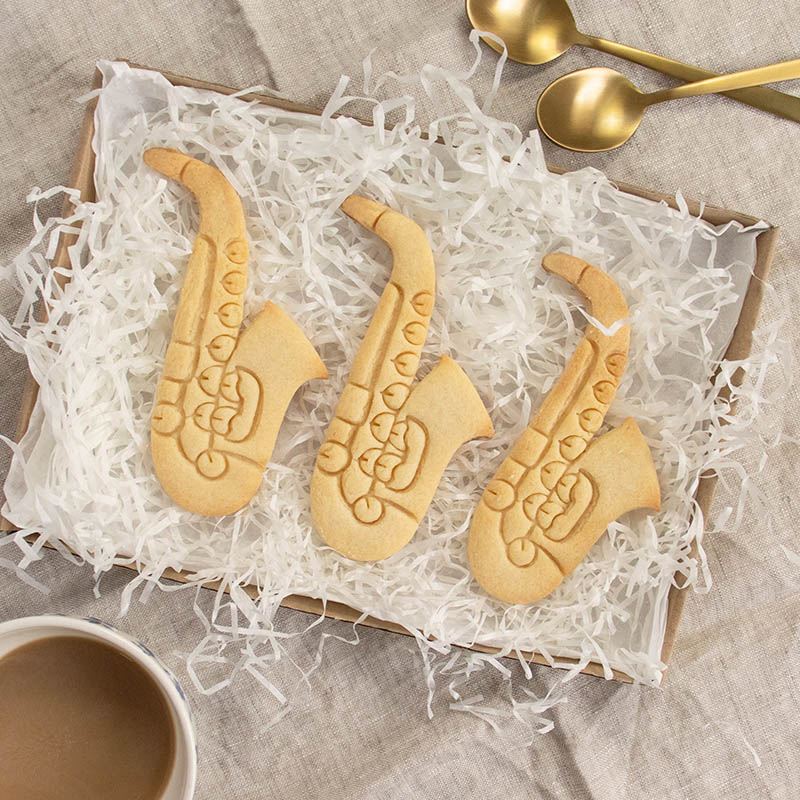 Personalized Harp Shaped Cookie Cutters for Musicians Orchestras Classical Music Enthusiasts for Birthday Holiday Party
