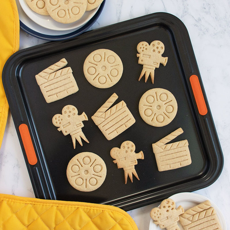 Personalized Clapperboard Cookie Cutter Filmmaker Baking Retro Movie Theme Cookie Cutter for Filmmaker Movie Lovers