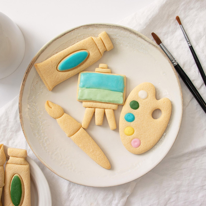 Personalized Palette Cookie Cutter Art Theme Design for Artists Teachers Kids Creative Baking Gifts