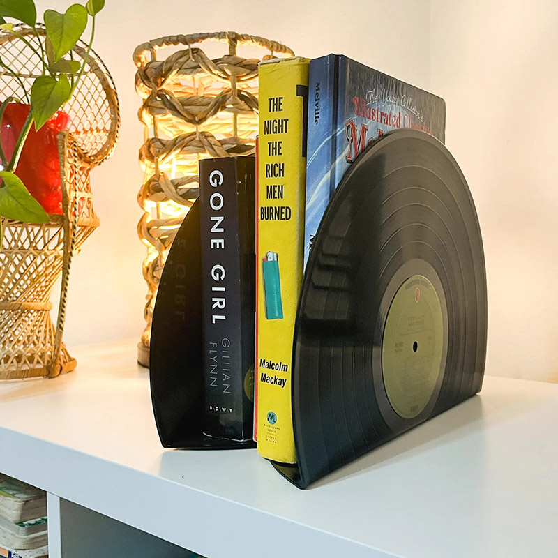 Personalized Vinyl Record Bookends Set of 2 Retro Record Bookends Vintage Vinyl Records Groovy 70s Bookends Funky Bookends for Music Lovers Book Lovers for Mother Father Grandma Grandpa