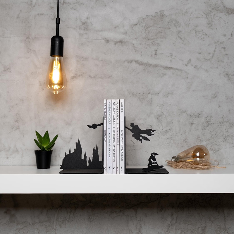 Personalized Wizard Metal Bookend Decoration Magic Bookend Gift Book Lover Gift Housewarming Gift Bookworm Gift Kids Gift Magic Movie Lovers Gift