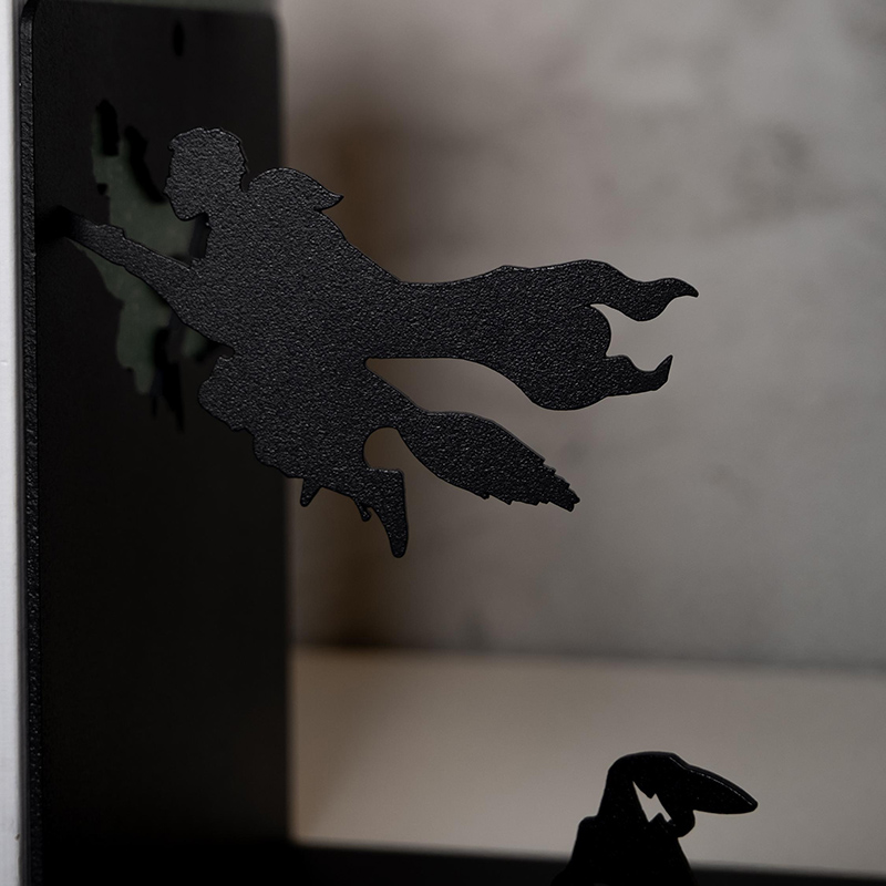 Personalized Wizard Metal Bookend Decoration Magic Bookend Gift Book Lover Gift Housewarming Gift Bookworm Gift Kids Gift Magic Movie Lovers Gift