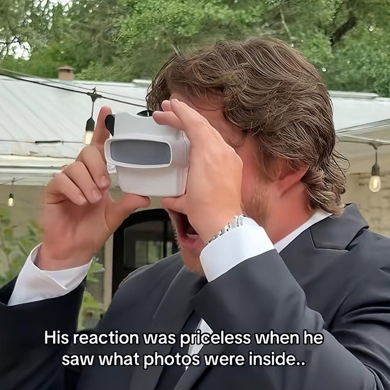 Personalized Viewmaster with Photo Reels Custom Anniversary Gift for Him or Her Retro Photo Keepsake Custom Viewfinder Mother's Father's Day Gift